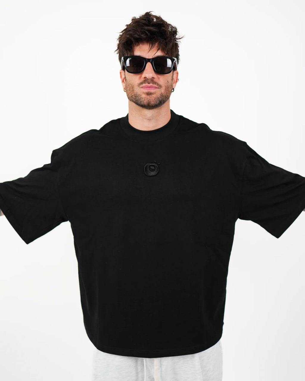 OFF BLACK