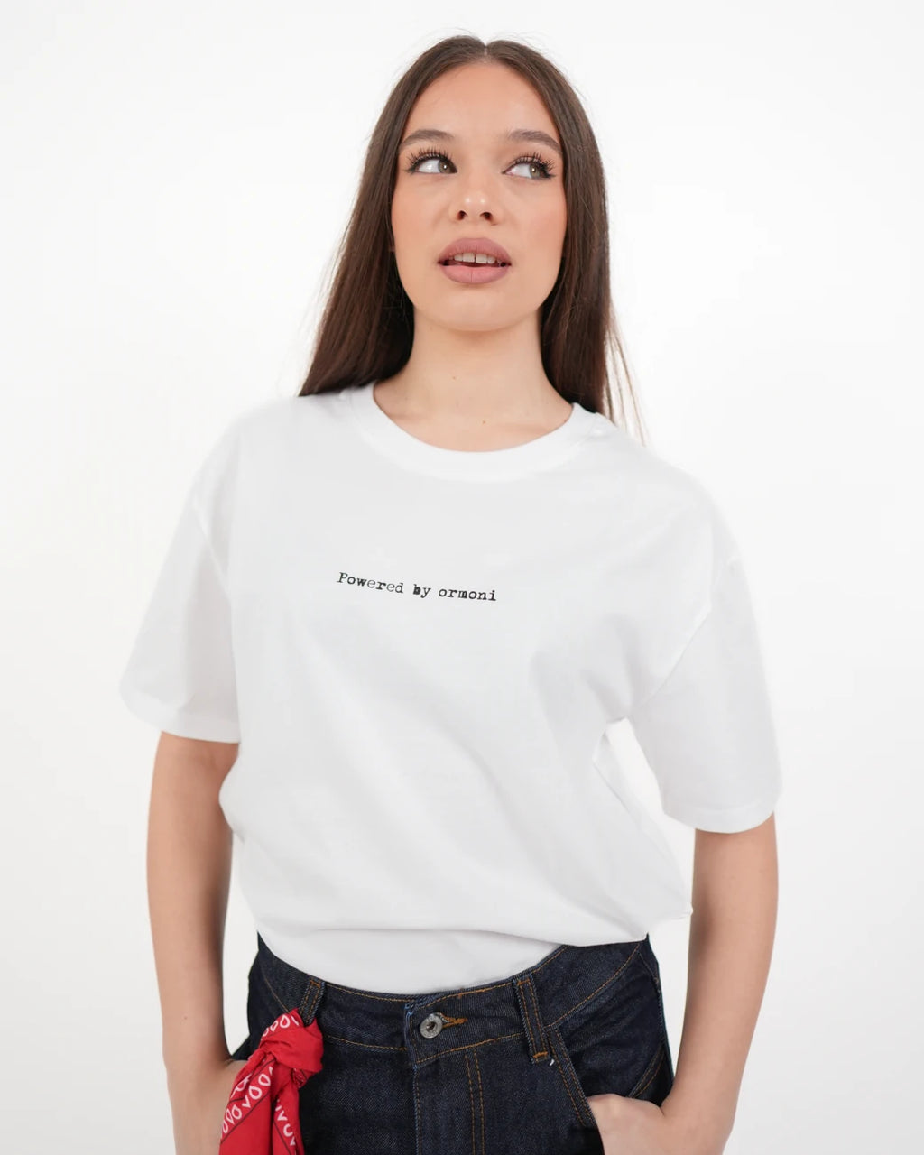 POWERED by ORMONI TEE