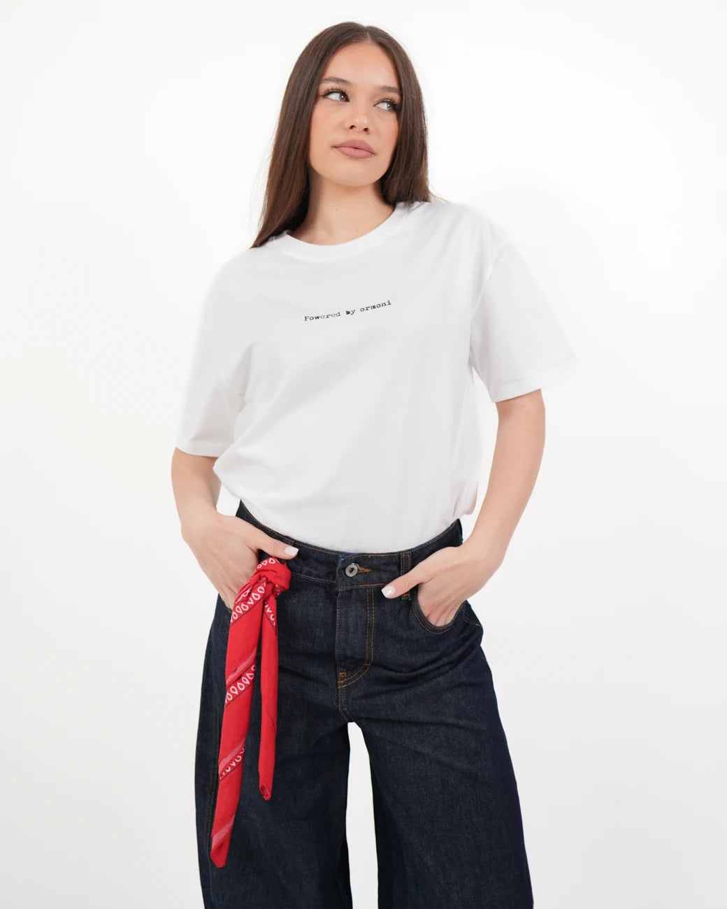 POWERED by ORMONI TEE
